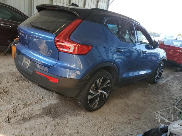 Volvo XC40 2021