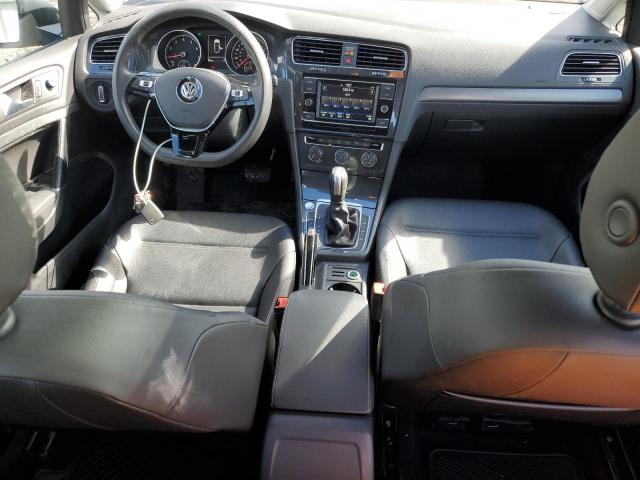 Volkswagen Golf 2021