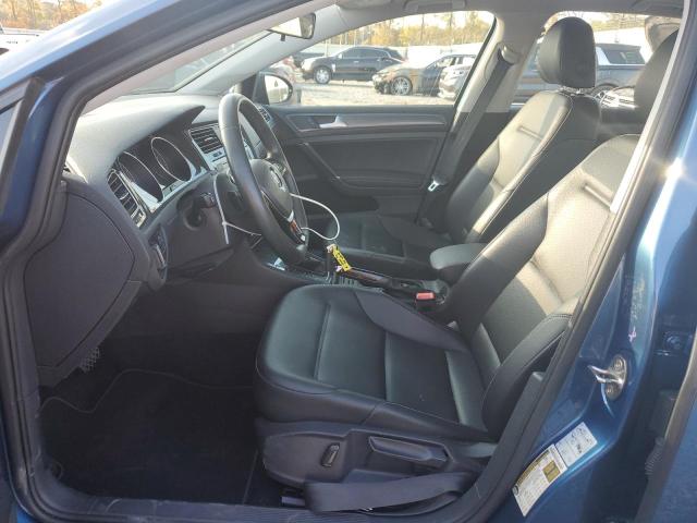 Volkswagen Golf 2021