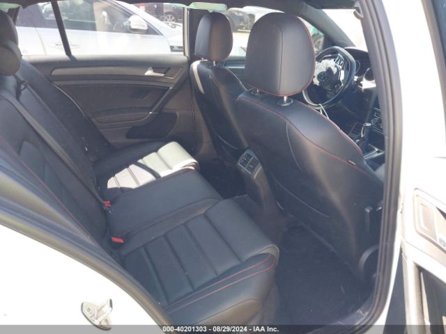 Volkswagen Golf GTI 2021