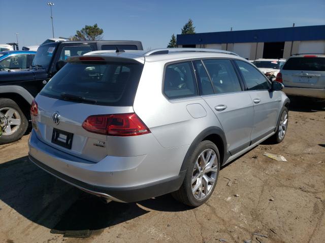 Volkswagen Golf VII Рестайлинг 2018