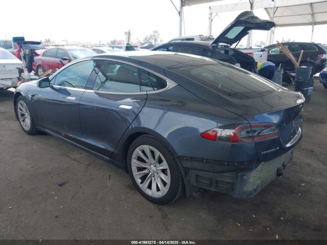 Tesla Model S 2017