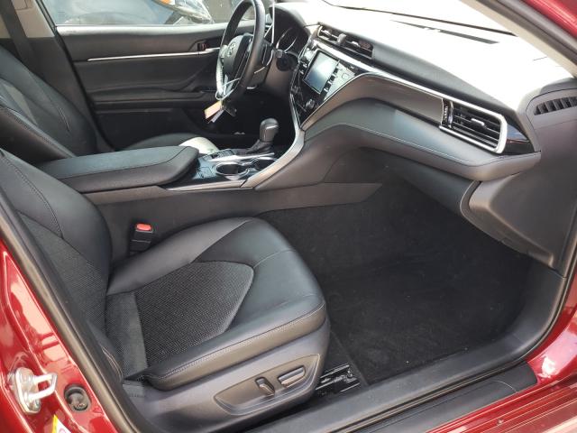 Toyota Camry VIII (XV70) 2018