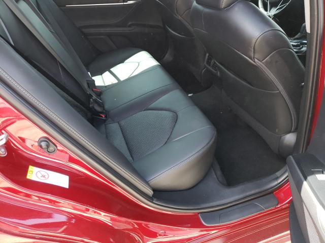 Toyota Camry VIII (XV70) 2018