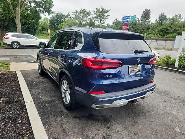 BMW X5 2021