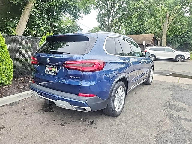 BMW X5 2021