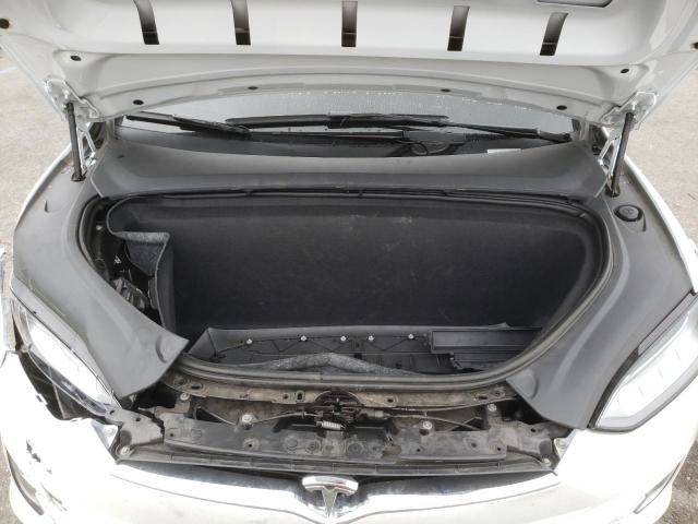 Tesla Model X 2020