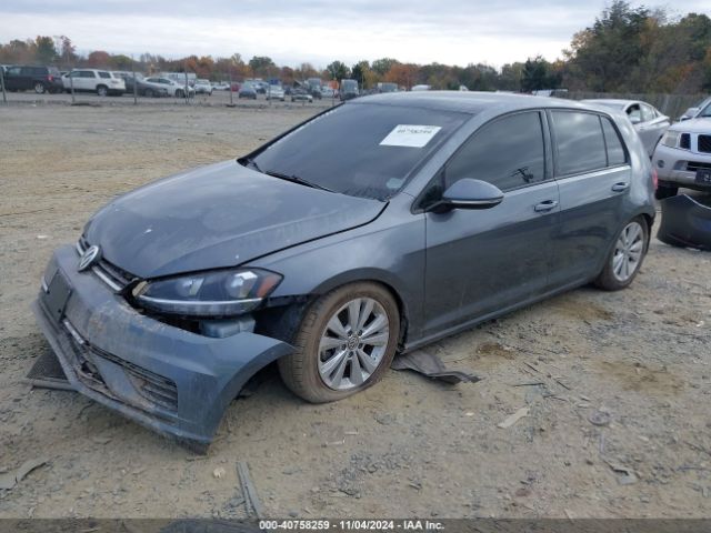 Volkswagen Golf 2021