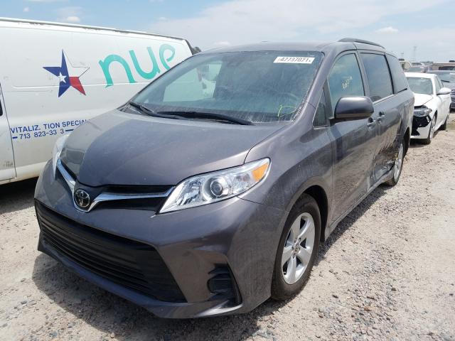 Toyota Sienna III Рестайлинг 2 2019