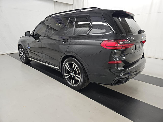 BMW X7 2022