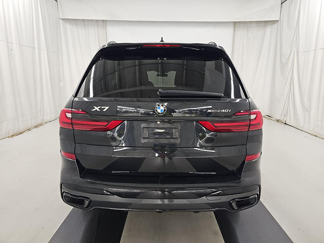 BMW X7 2022