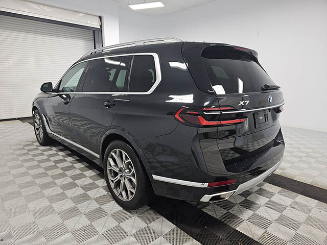 BMW X7 2023