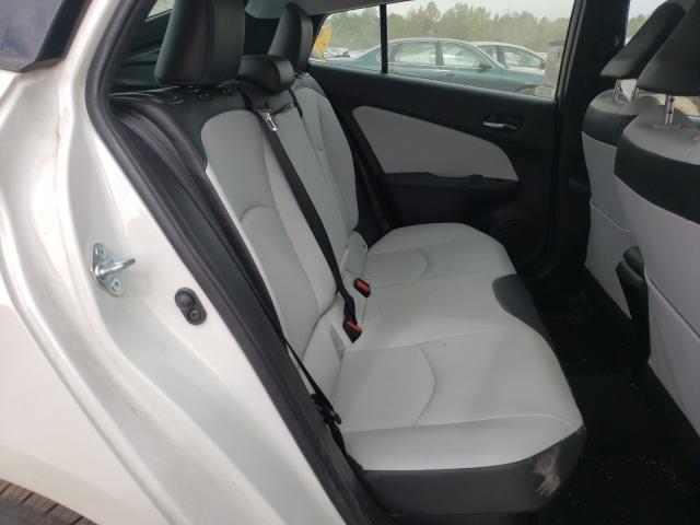 Toyota Prius IV (XW50) 2017