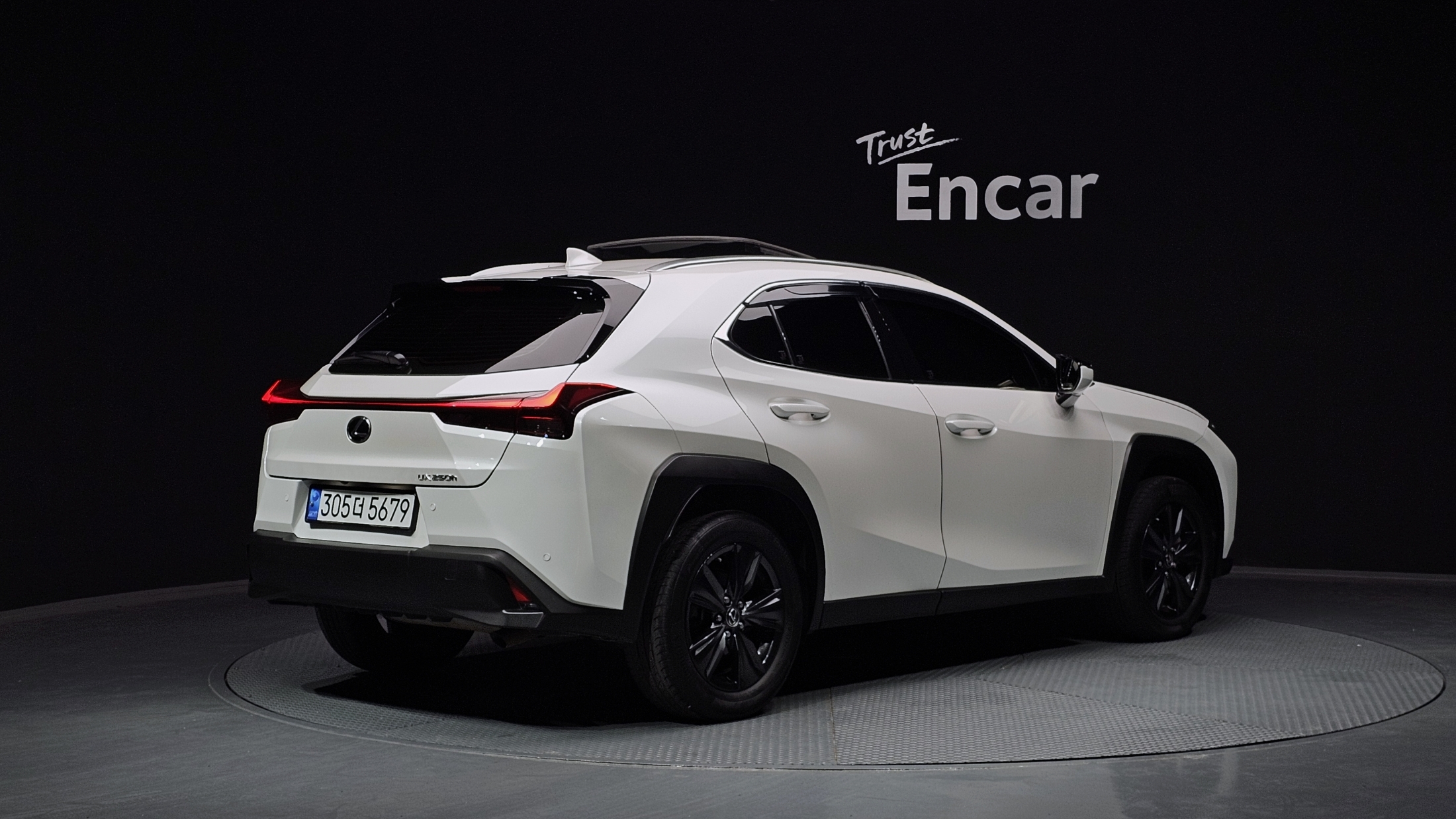 Lexus UX 2022