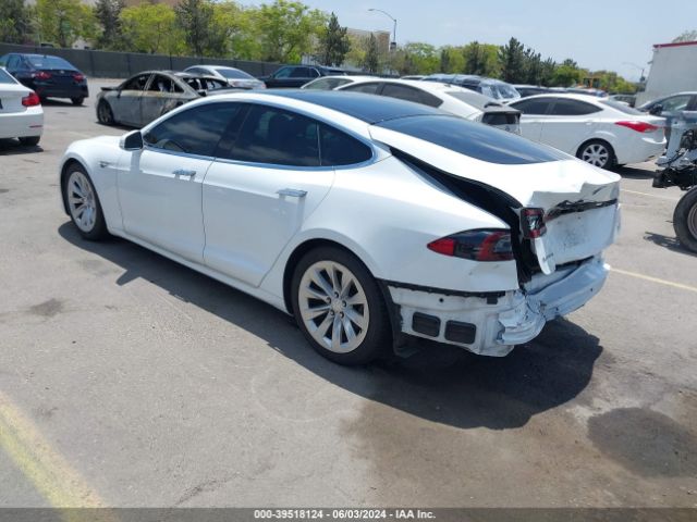 Tesla Model S 2016
