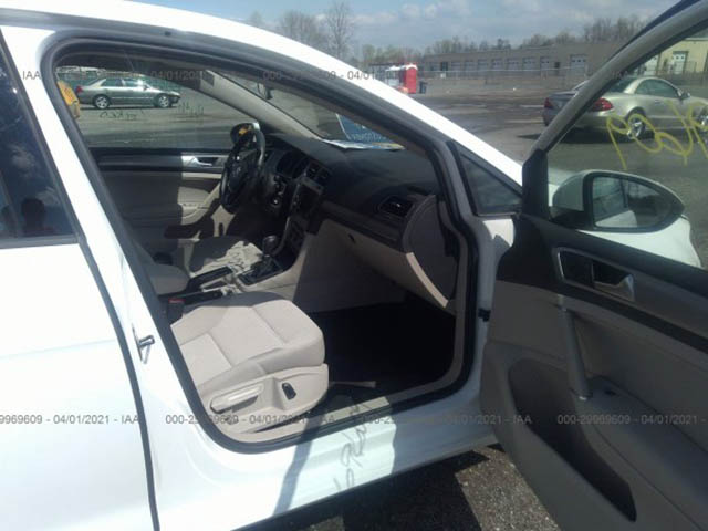 Volkswagen Golf VII Рестайлинг 2018