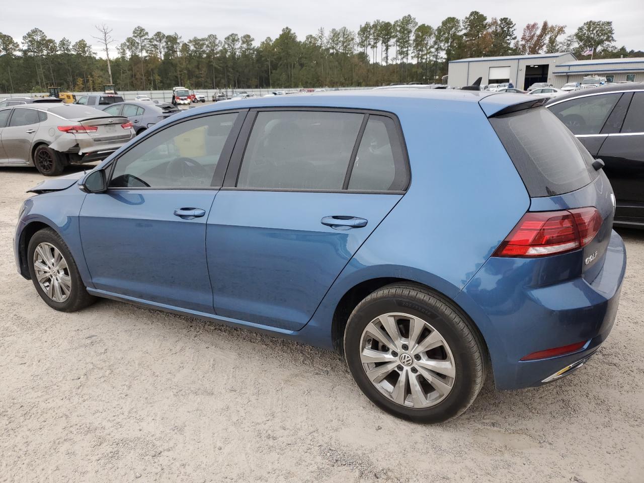 Volkswagen Golf 2021