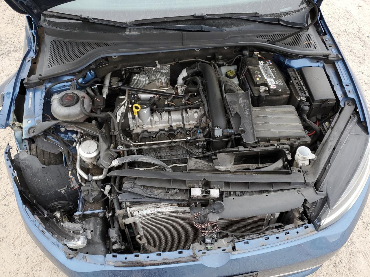 Volkswagen Golf 2021