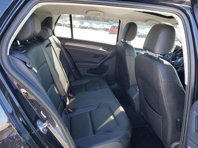 Volkswagen Golf 2021