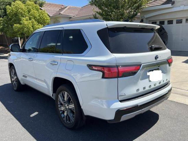 Toyota Sequoia 2023