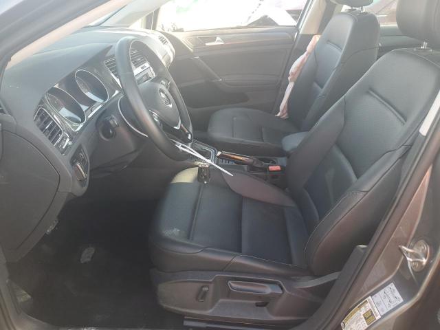 Volkswagen Golf 2021