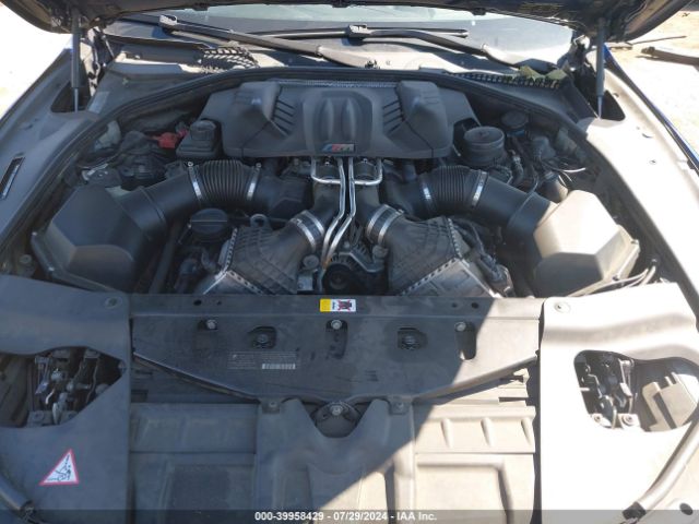 BMW M6 2012