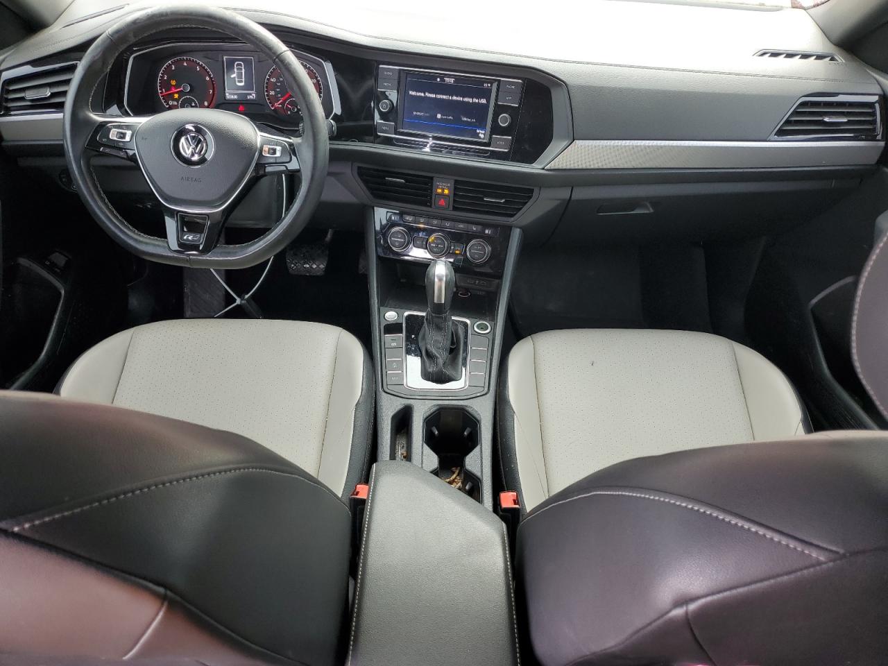 Volkswagen Jetta 2021