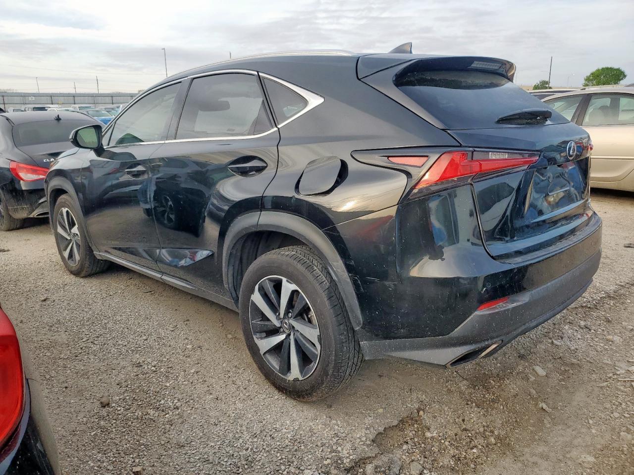 Lexus NX 2021