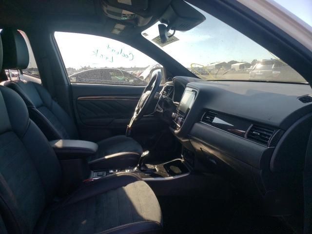 Mitsubishi Outlander 2021