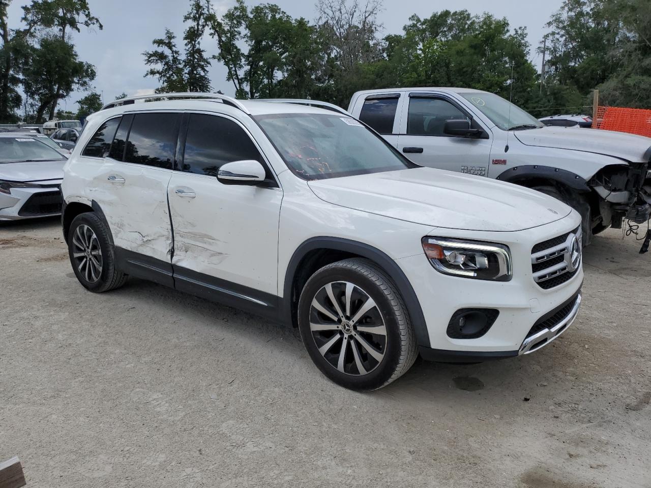 Mercedes GLB 2021