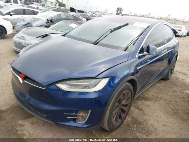 Tesla Model X 2018