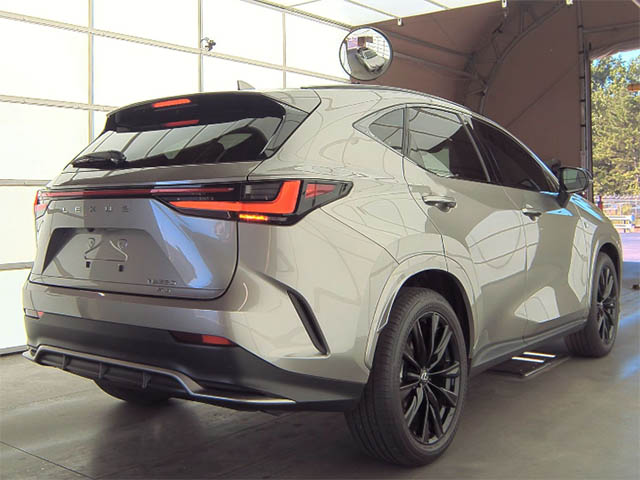 Lexus NX 2024