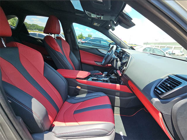 Lexus NX 2024