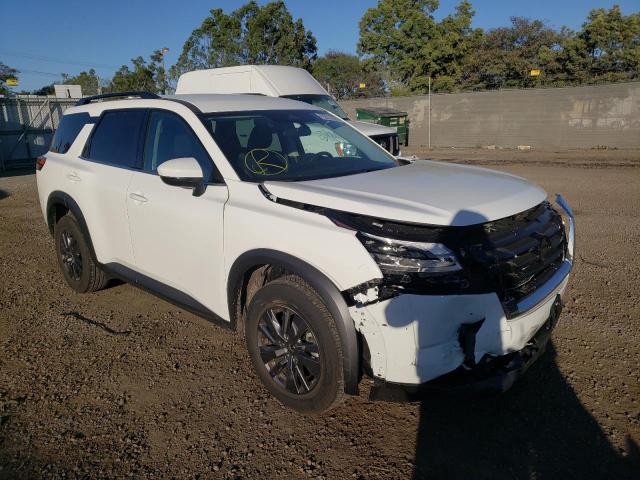 Nissan Pathfinder V 2022