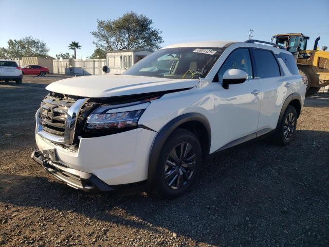Nissan Pathfinder V 2022