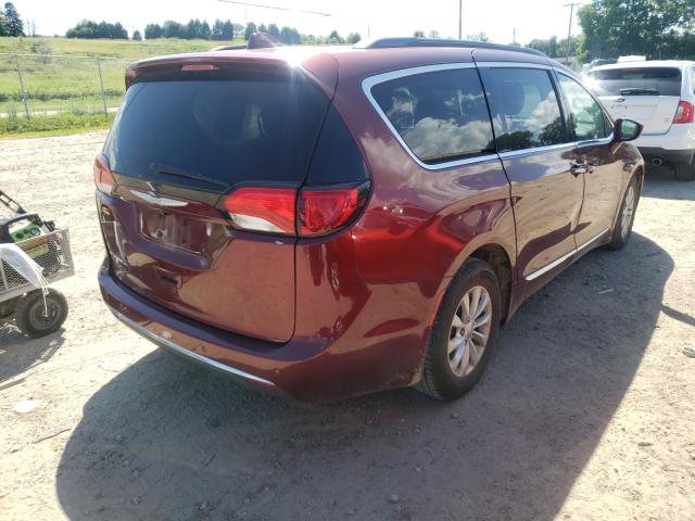Chrysler Pacifica RU 2017