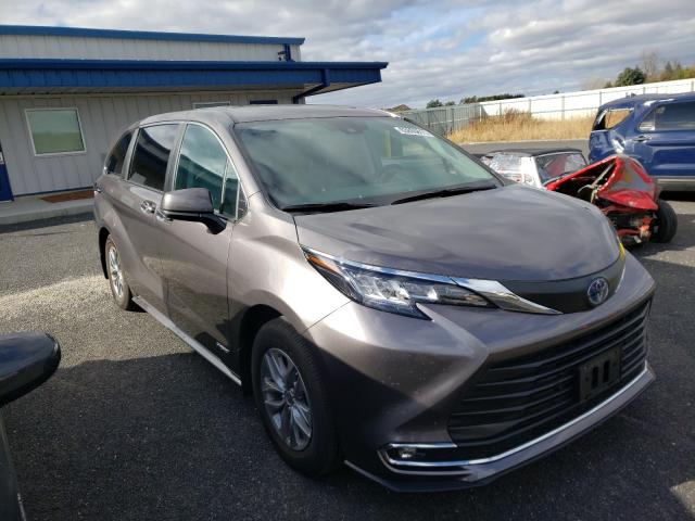 Toyota Sienna IV 2021
