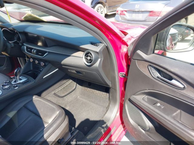 Alfa Romeo Stelvio 2021