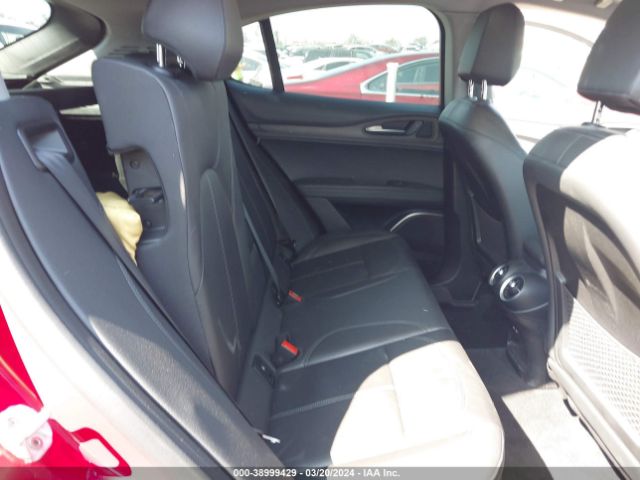 Alfa Romeo Stelvio 2021