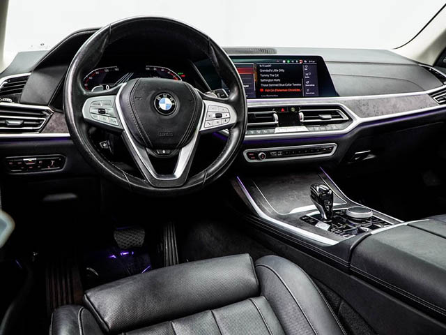 BMW X7 2021