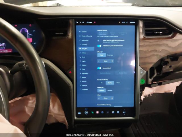 Tesla Model X 2018