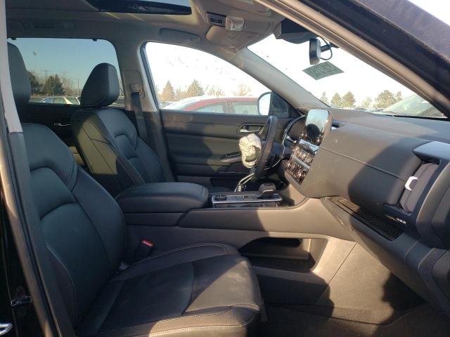 Nissan Pathfinder V 2022
