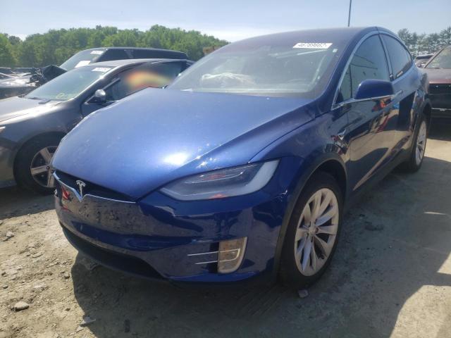 Tesla Model X 2021