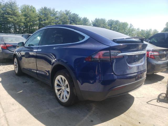 Tesla Model X 2021