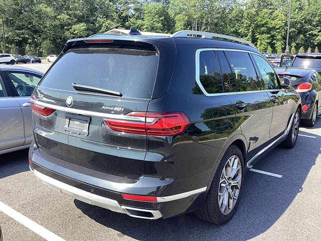 BMW X7 2021