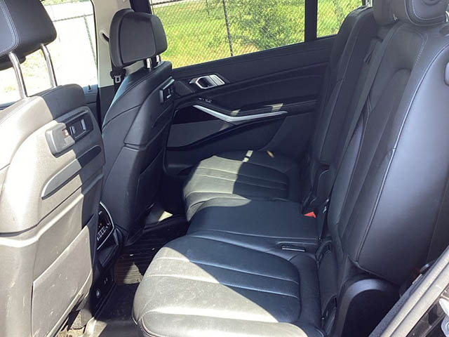 BMW X7 2021