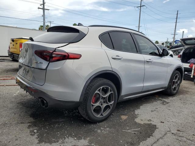 Alfa Romeo Stelvio 2022