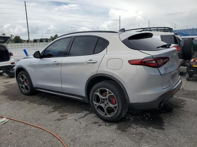 Alfa Romeo Stelvio 2022