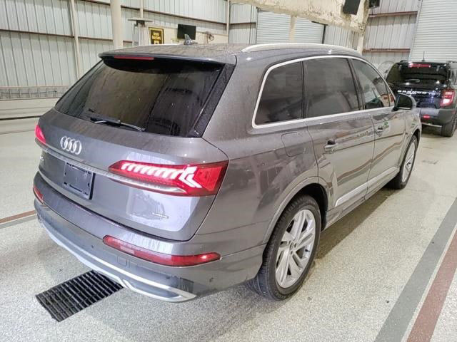 Audi Q7 2021