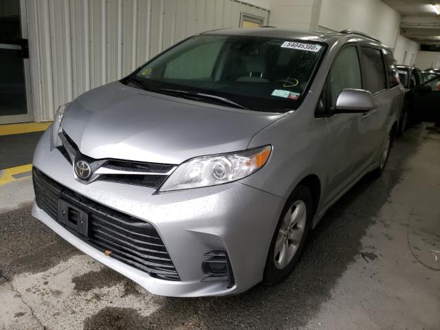 Toyota Sienna III Рестайлинг 2 2019